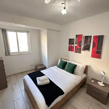 Modern Msida - Near Waterfront & Marina Lejlighed
